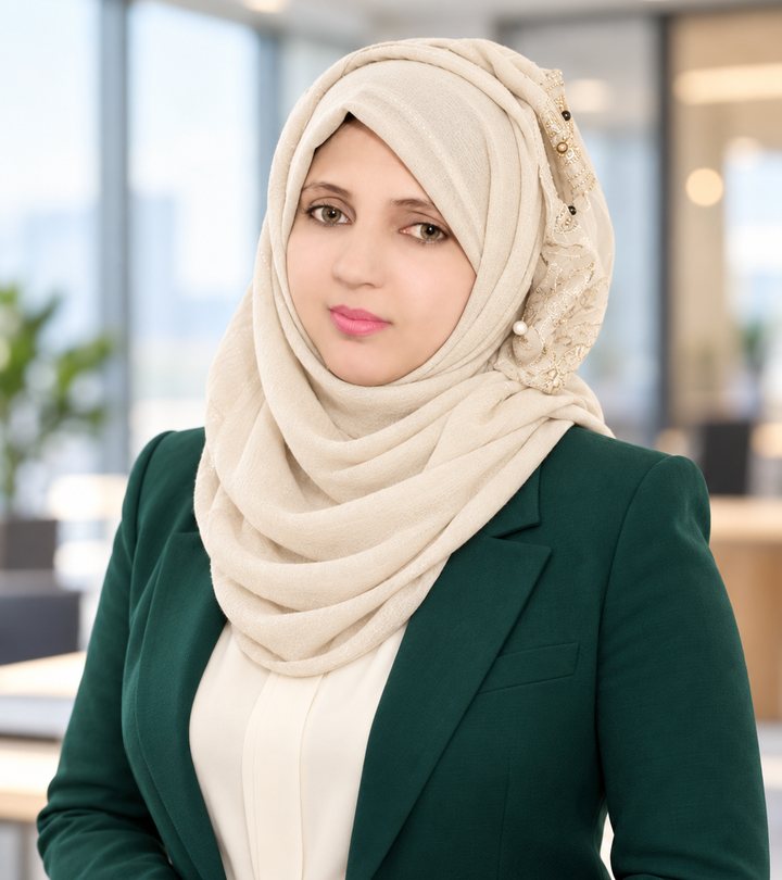Portrait of Zoya Shahbaz, Managing Director at ECom Seller Core